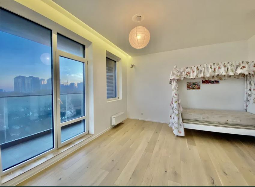 продажа многокомнатной квартиры номер A-173153 в Приморском районе, фото номер 15